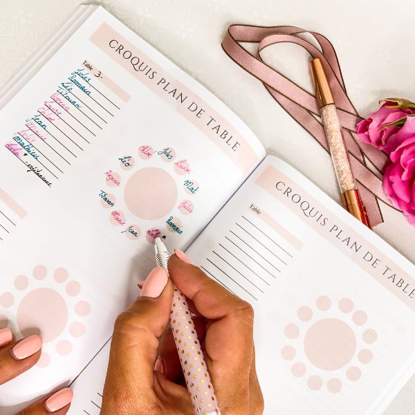 Carnet livre "Marry Me" - Organisateur de mariage
